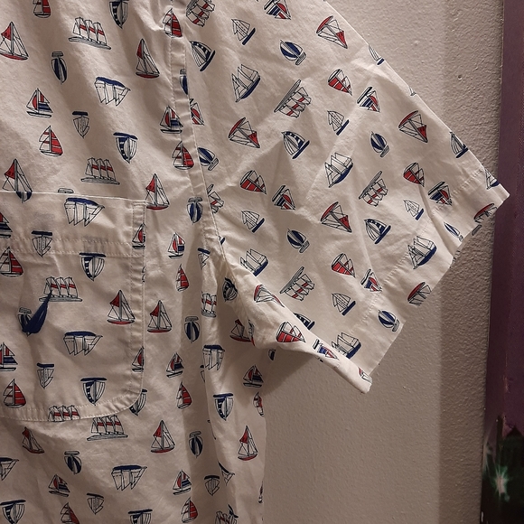 NAUTICA CLASSIC FIT.CASUAL MEN'S SHORT SLEEVE SHIRT.SZ::S.NEW CONDITION. NEVER W - Picture 3 of 9